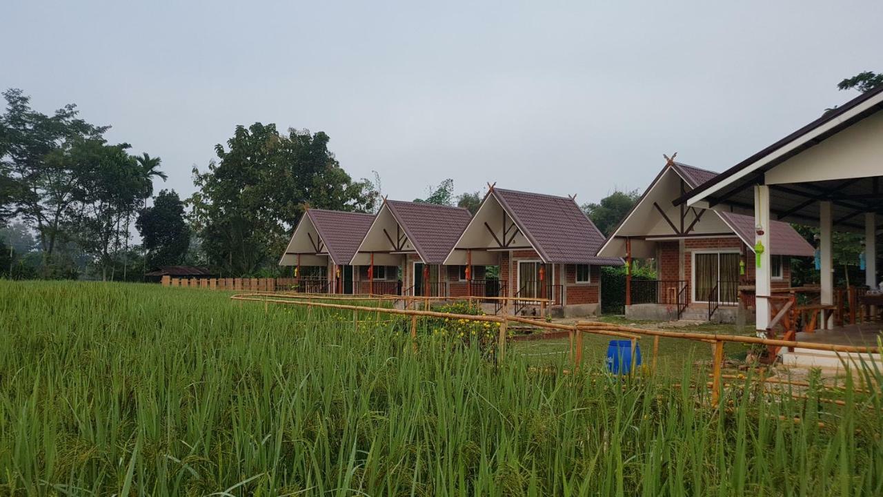 ฮ้างนาตาจันทร์ Villa Pua Exterior photo