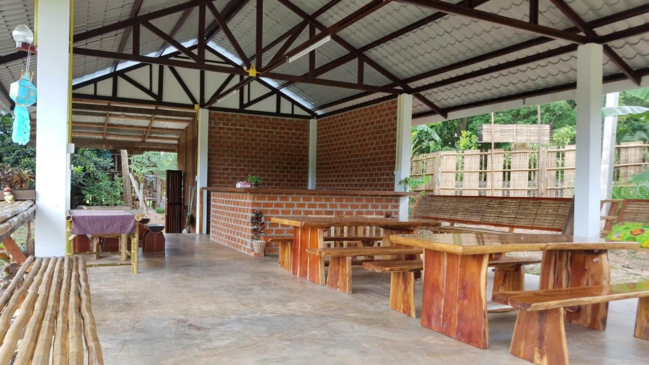 ฮ้างนาตาจันทร์ Villa Pua Exterior photo