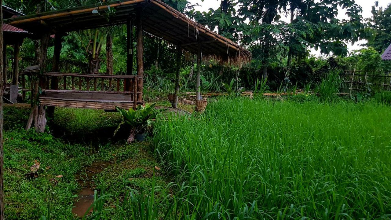 ฮ้างนาตาจันทร์ Villa Pua Exterior photo
